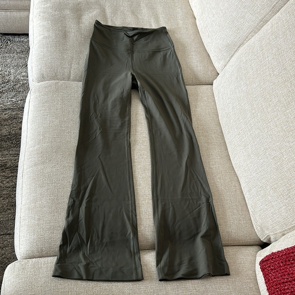Lululemon Align Flare Leggings - Picture 4 of 5